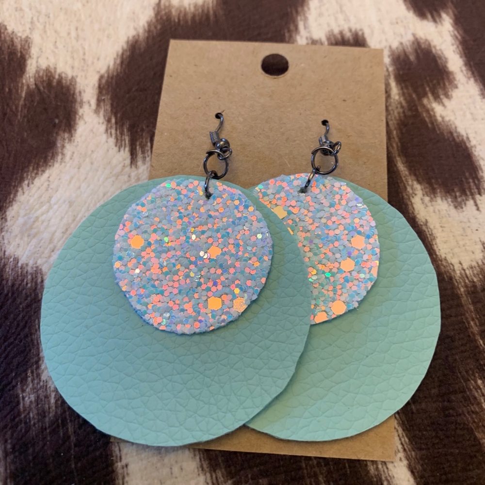 Circle earrings